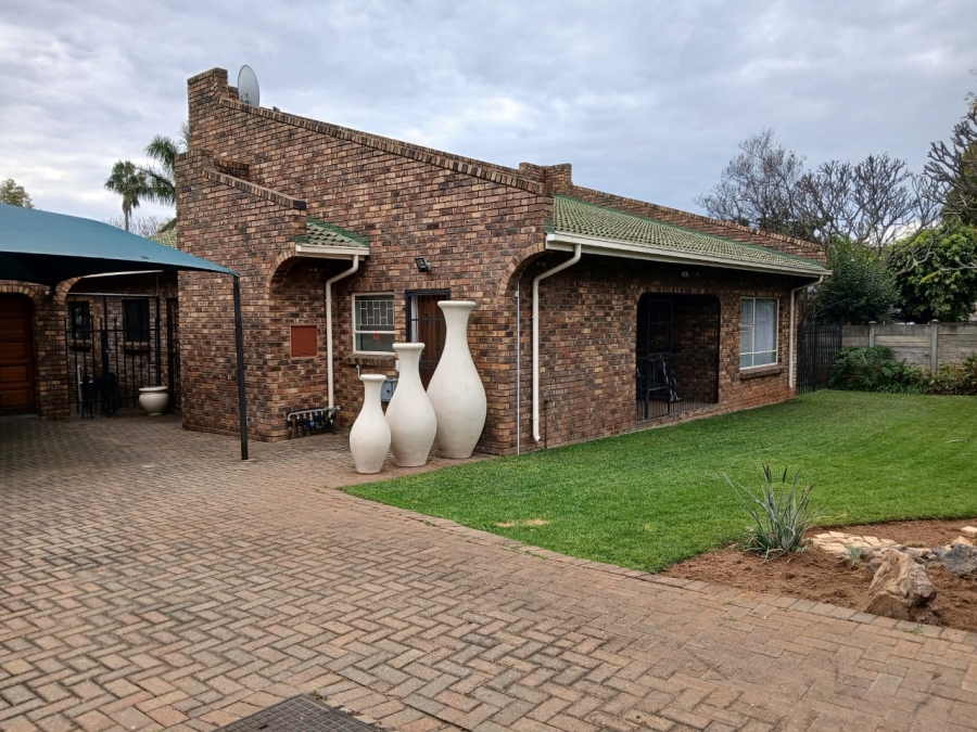 3 Bedroom Property for Sale in Bodorp North West